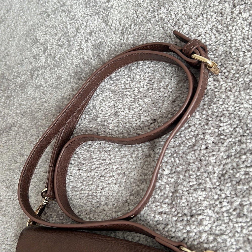 Charming Charlie crossbody bag or wristlet - Picture 4 of 8